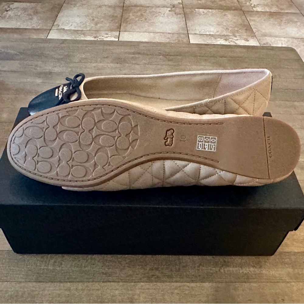 Coach Genuine Leather Allyson Quilted Ballet Flats Size 10 - Picture 10 of 16